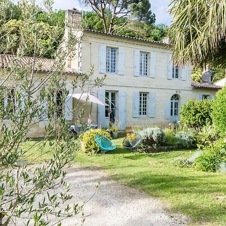 Le Pain De Lune Gite Et Chambre D'Hotes Avec Piscine Bourg-sur-Gironde 외부 사진